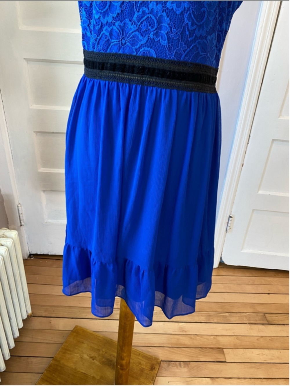 Disney Princess Snow White Royal Blue Lace Dress, Size XL - Picture 9 of 14